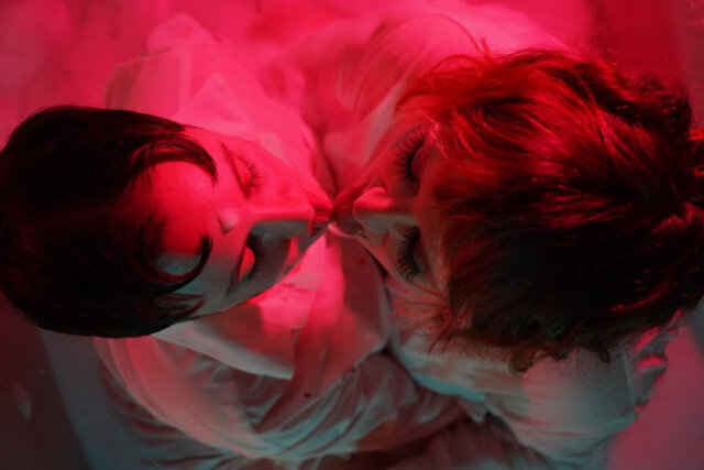 Not every love story looks the same, so why should every photoshoot?⁠
⁠
We’re here for the creative, the chaotic, the out-of-the-box sessions that actually reflect who you are. The ones that break the rules and throw out the Pinterest-perfect poses. ⁠
⁠
The ones where you laugh too hard, kiss a little messier, wear what makes you feel alive, and show up exactly as you are.⁠
⁠
Because queer love isn’t one-size-fits-all, and neither is the art of capturing it.⁠
⁠
This epic surprise photoshoot turn proposal was captured by @hiimchuckiewannaplay