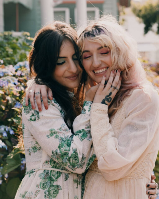 Here’s your daily reminder that there are absolutely zero rules when it comes to your wedding day ✌️⁠
⁠
This styled shoot in Asbury Park, NJ, is proof that you don’t need traditional attire to make magic. We are talking 70s vintage dresses (including a dreamy Gunne Sax number!) rented from a local vintage shop, and a vibe that is 100% fun and non-traditional.⁠
⁠
The vision? Pure collaboration. Local vendors @shedheadvintage, @harleyrosefloral, and @lockandshade came together with zero concrete plan - just a desire to create something dreamy and unique.⁠
⁠
And the result? Well, the photos speak for themselves. Victoria (aka popstar Zoe on Venus) and Sam are just pure magic together.⁠
⁠
If you’ve been looking for permission to wear the vintage dress and do your own thing, this is it.⁠
⁠
See the full gallery in the usual spot! 👆⁠
⁠
Featured in @dancingwithher⁠
Photography by @jess.glass⁠
Lovers @zoeonvenus & @samanthasegall⁠
⁠
Florist @harleyrosefloral⁠
Hair & Makeup @jess.kardos & @lockandshade⁠
Stylist @shedheadvintage
