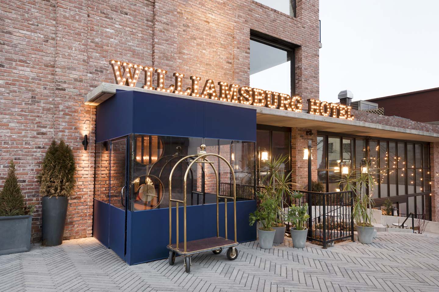 The Williamsburg Hotel Brookyln New York LGBT+ wedding elopements and honeymoon accommodation Dancing With Them (2)