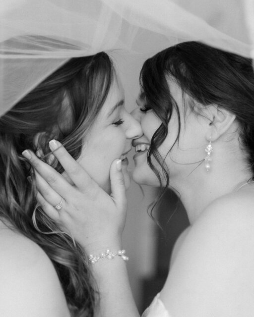 You know that feeling when a place is so perfect it keeps you up at night? That’s exactly what happened when Emily and Samantha found the @guilfordyachtclub. ⁠
⁠
At 3 a.m., they looked at each other and just knew it was the one.⁠
⁠
After nearly a decade together, they tied the knot in a day that felt like a beautiful exhale. Emily carried a ladybug pin from her grandmother in her bouquet, while Samantha wore a “Don’t Worry, Be Happy” pin from hers. ⁠
⁠
It was a day all about family, the water they both adore, and moments that felt so perfectly them, right down to the epic sparkler send-off 💫⁠
⁠
All the feels in this one y'all - you'll find it linked up in the usual spot. ⁠
⁠
Featured in @dancingwithher⁠
Photography by @arielgrondinphoto⁠
Lovers @em_franke & @samvfranke⁠
⁠
Cake @goodmandelights⁠
Catering @davidalanhospitalitygroup⁠
DJ @localmotionent⁠
Dress Boutique @lastrinagirlsbridalsalon⁠
Dress Designer @missstellayork⁠
Florist @harwintonflorist⁠
Hair @m.i.l.a.beauty⁠
Make Up Artist @facesbykatee⁠
Rings @kayjewelers⁠
Stationery @zazzle⁠
Venue @guilfordyachtclub⁠
Videographer @fitznerproductions⁠