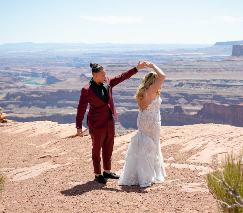 Kathleen Elizabeth Photography captured this beautiful queer elopement at Dead Horse Point, Moab Utah
