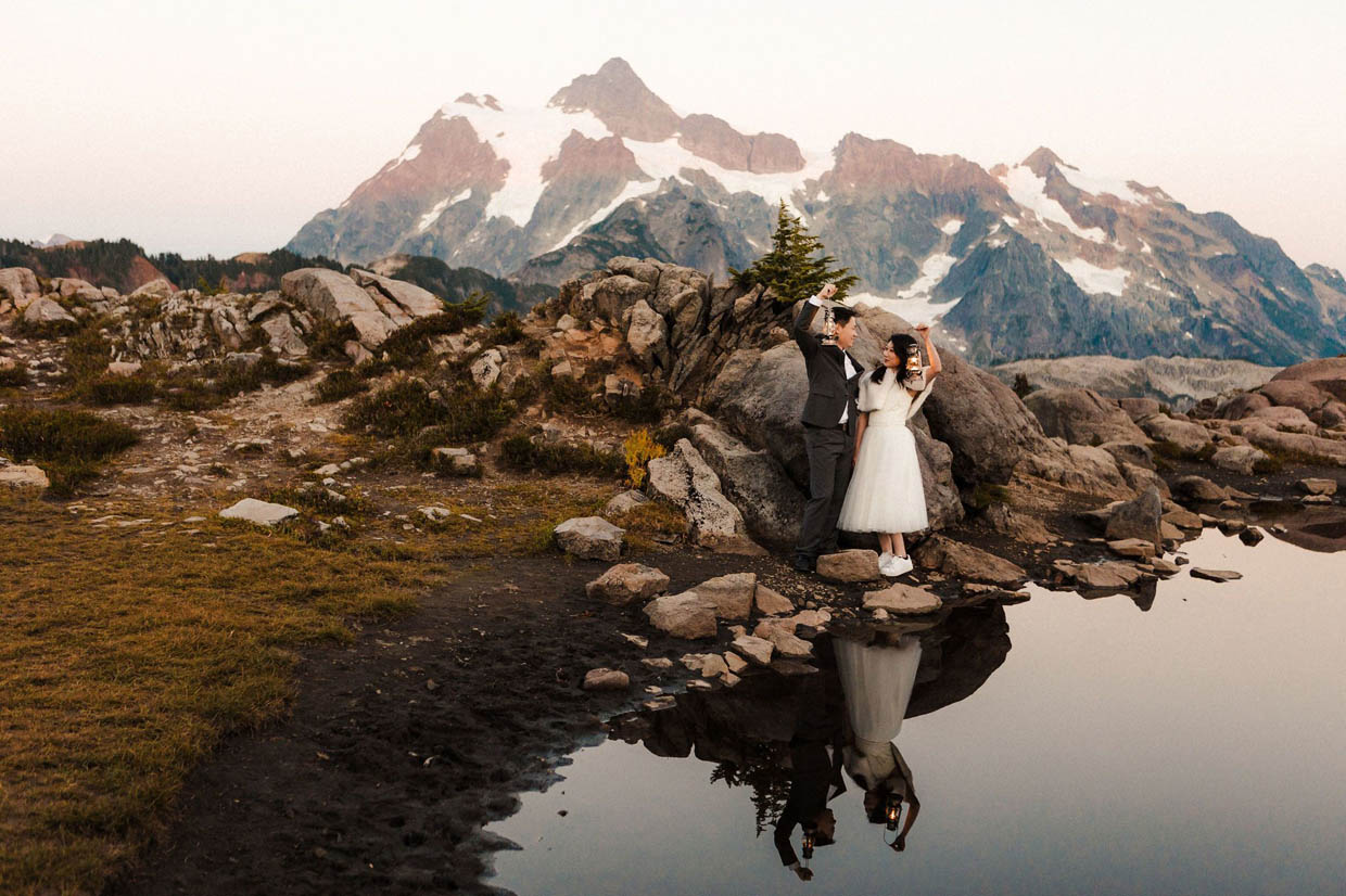 Valerie Lisuk Photography is a gay inclusive elopement wedding photographer in Seattle, Washington and the Pacific Northwest, USA (1)