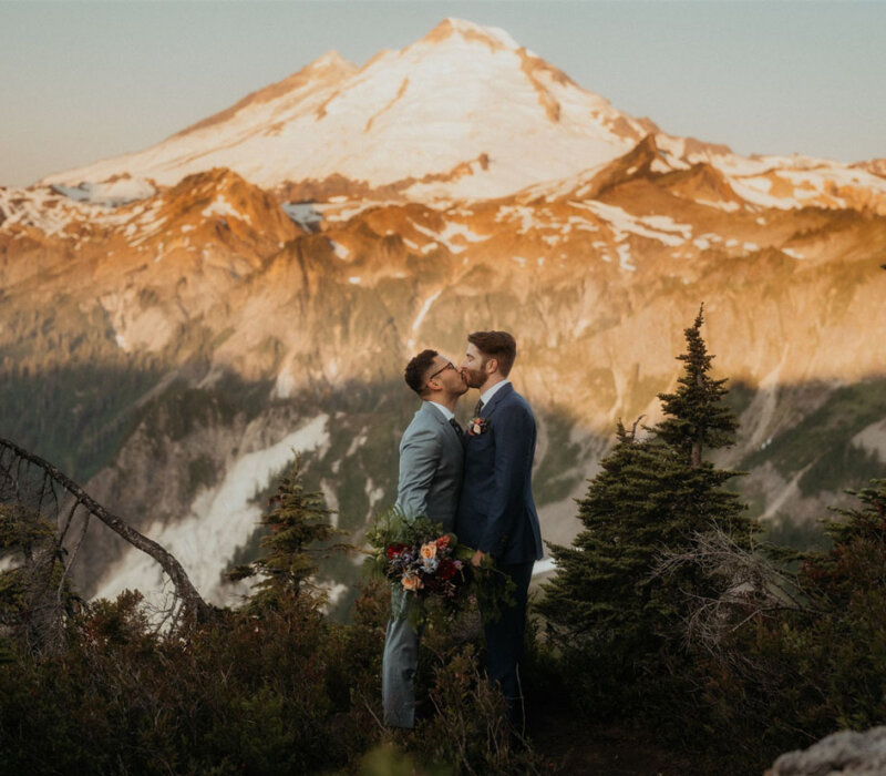 Intimate two groom elopement captured by Henry Tieu Photography