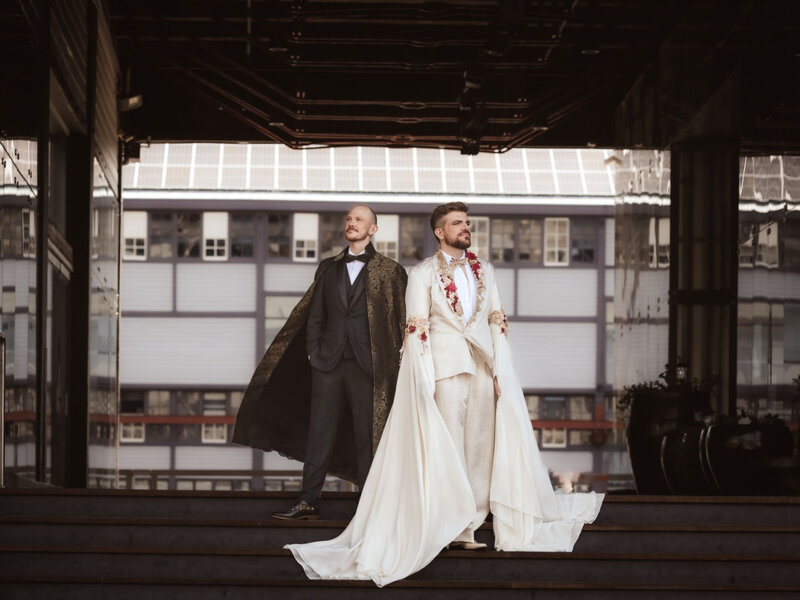 A glamorous gay Australian wedding